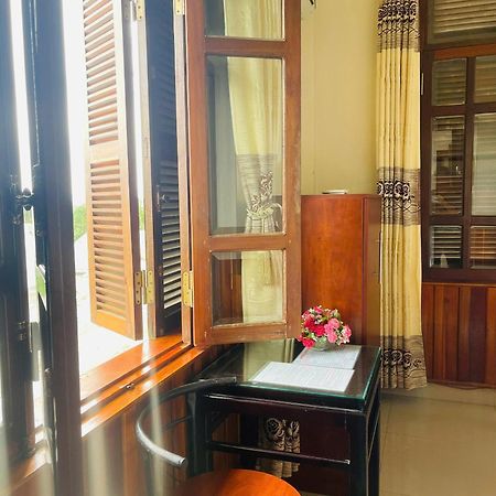 Nam Phuong Riverside Villa Hue Bagian luar foto