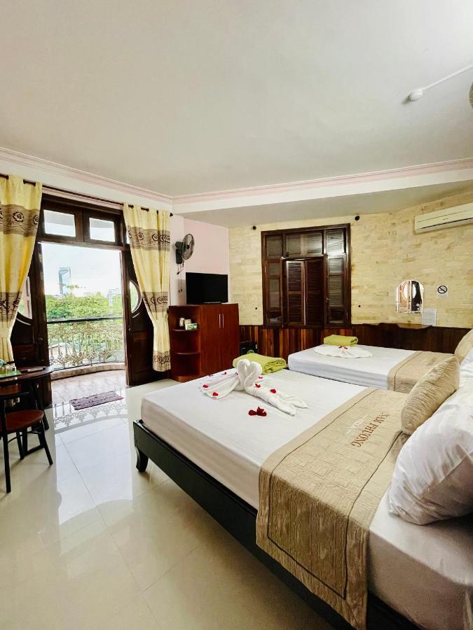 Nam Phuong Riverside Villa Hue Bagian luar foto