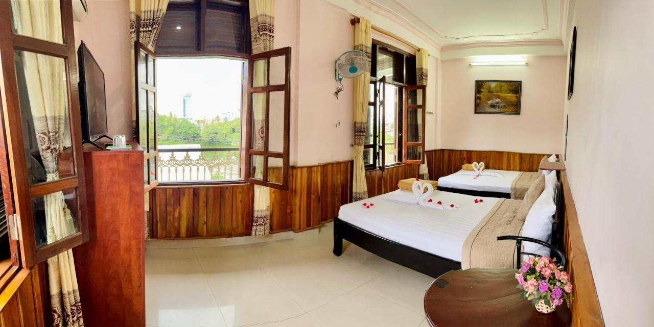 Nam Phuong Riverside Villa Hue Bagian luar foto