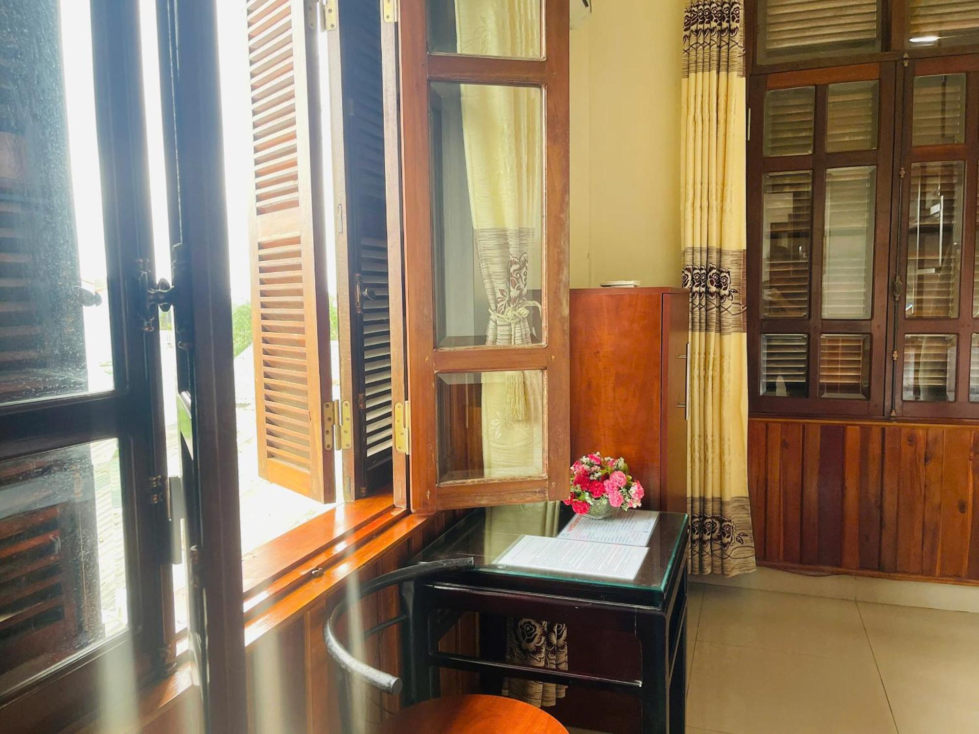 Nam Phuong Riverside Villa Hue Bagian luar foto