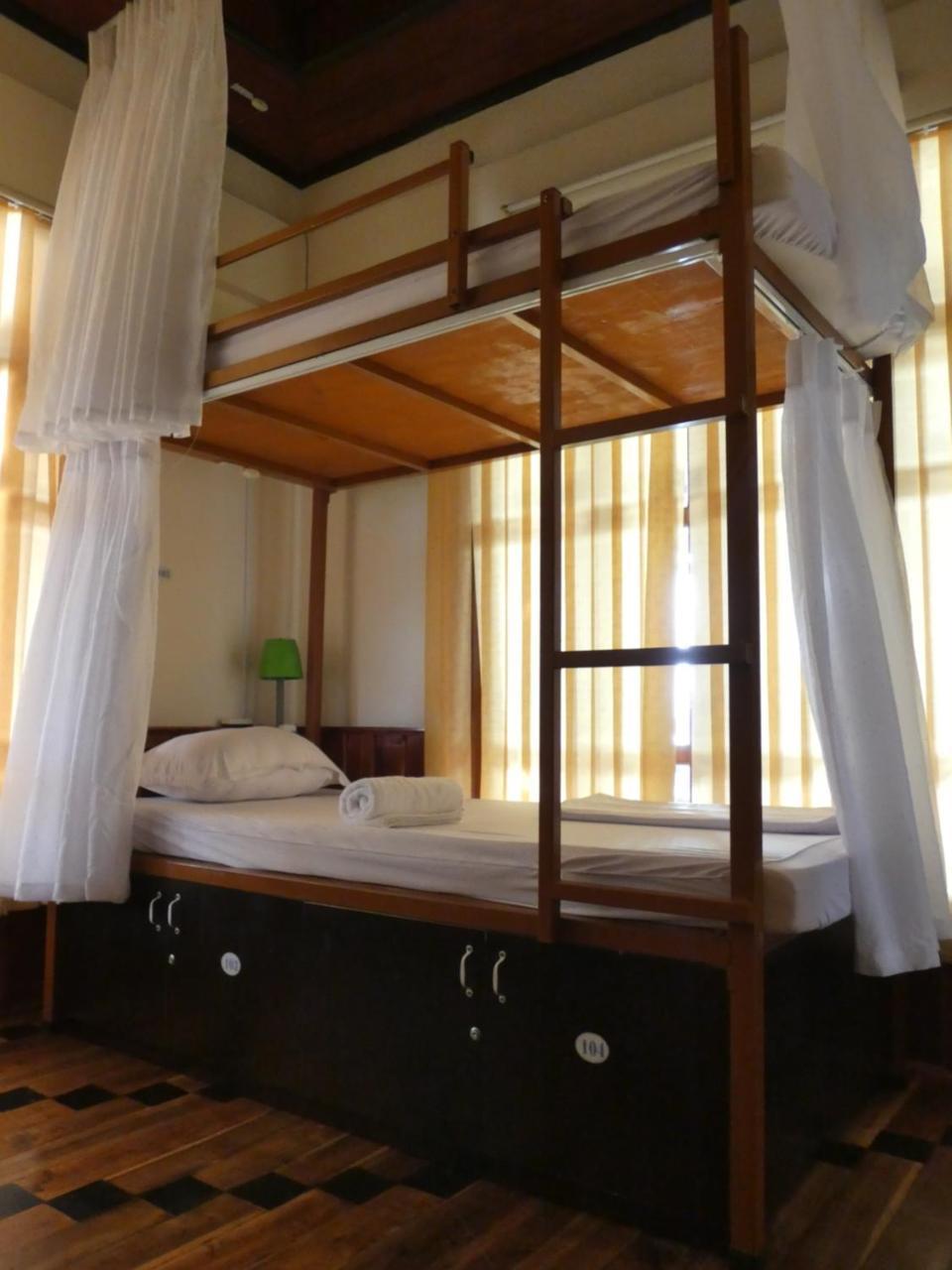 Nam Phuong Riverside Villa Hue Bagian luar foto
